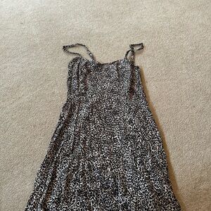 Old Navy Black and White Patterned Dress